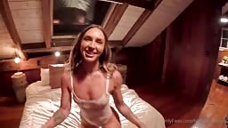 OnlyFans Holly Brougham